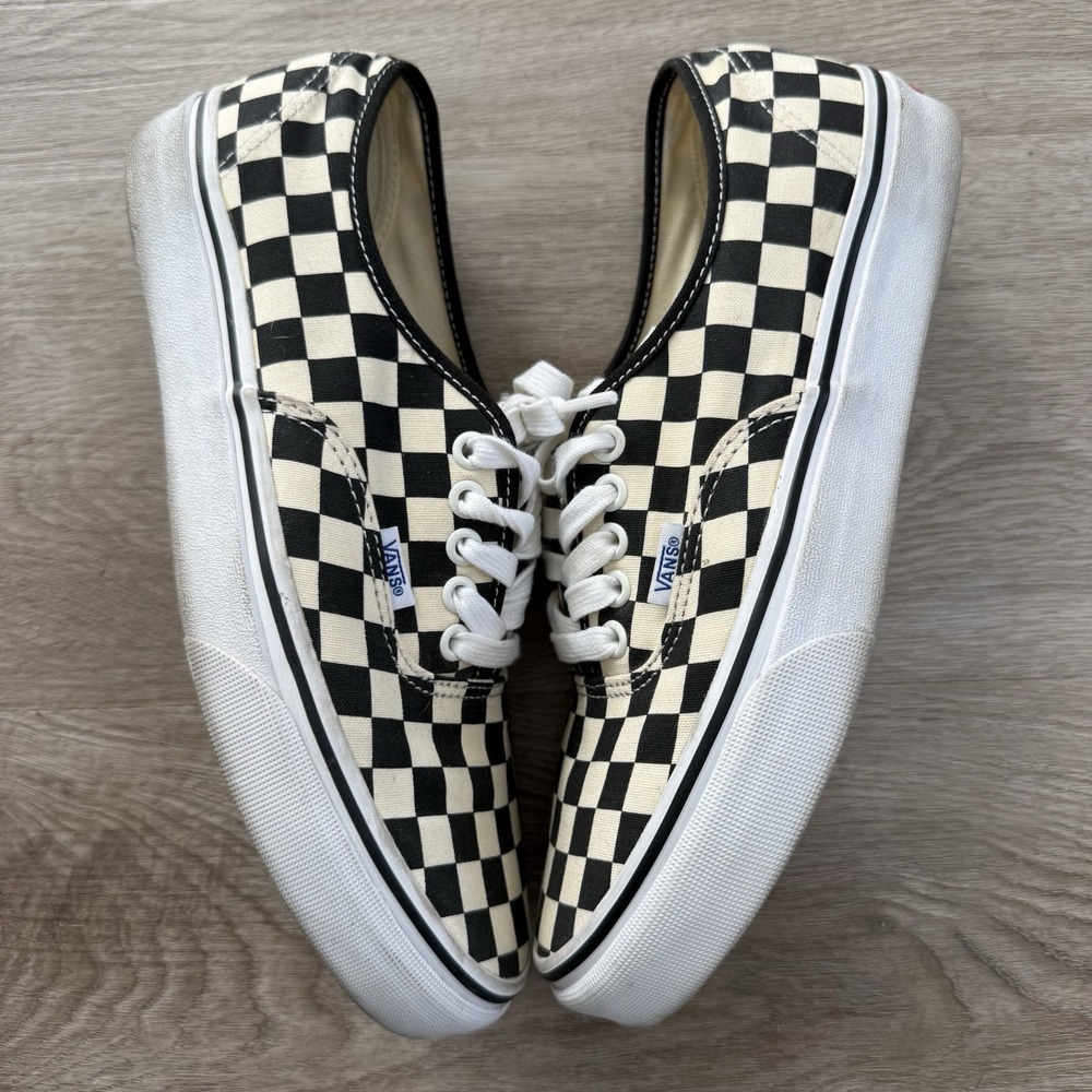 Vans Authentic Checkerboard Mens Size 8.5 Black White Canvas Low Top Skate Shoes